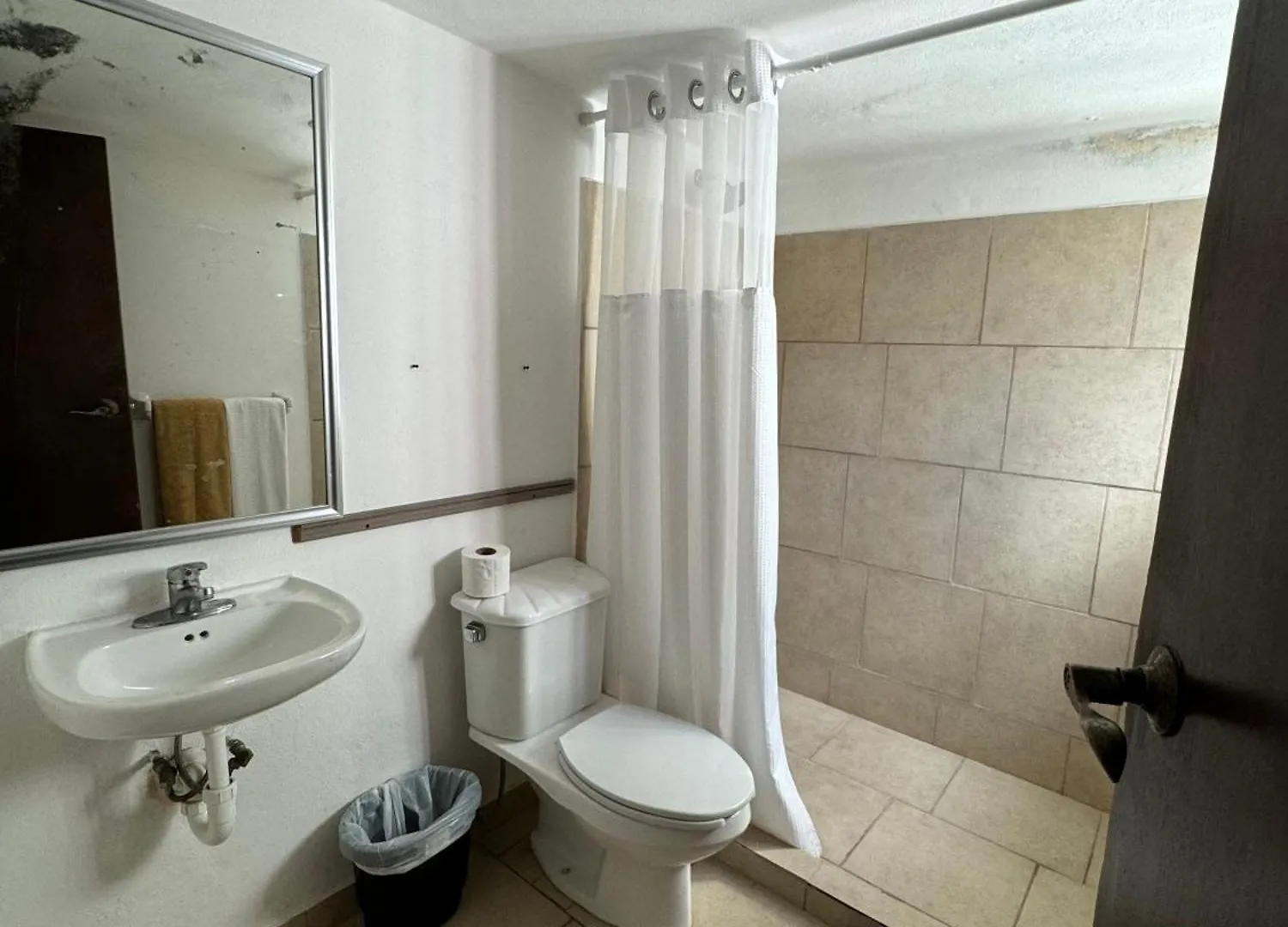 Lujo Y Seguridad En Quinta Avenida Apartman Playa del Carmen